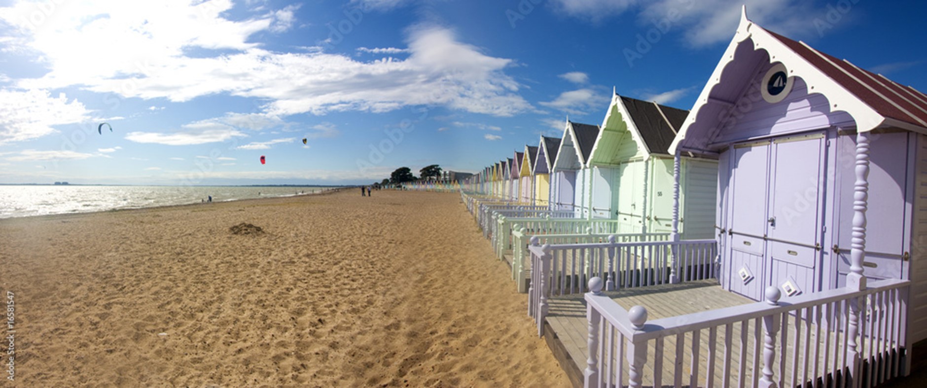 essex beach with beach huts